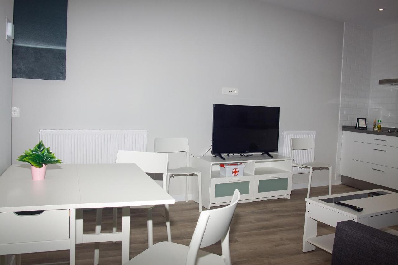 Apartamentos Gyc Viviendas Gold Leon Exterior photo